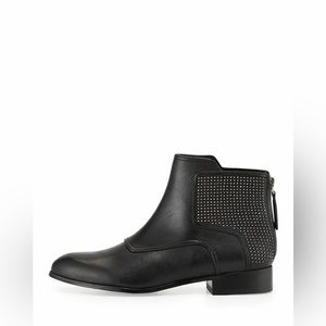 Womens Pour La Victoire Keon Short Back Studded Booties, Black Size 7.5